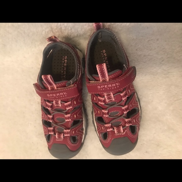 Little Kid/Girl Shoe/Sandal (Wet Tech Fish) - Picture 3 of 7